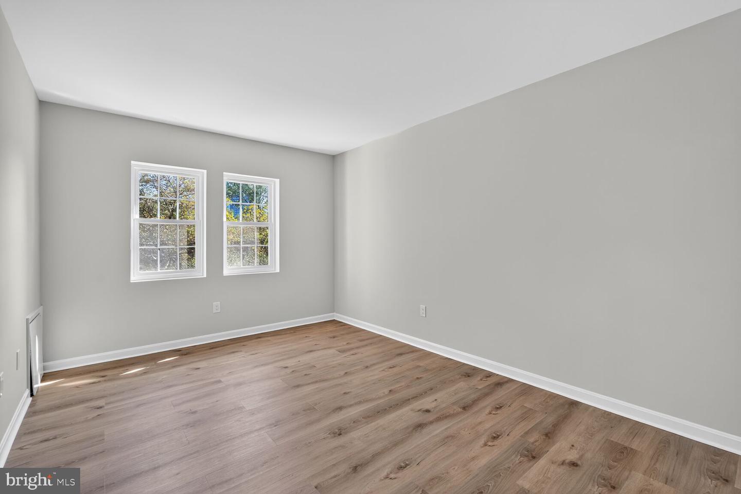 1741 N TROY ST #8-428, ARLINGTON, Virginia 22201, 2 Bedrooms Bedrooms, ,1 BathroomBathrooms,Residential,For sale,1741 N TROY ST #8-428,VAAR2062980 MLS # VAAR2062980