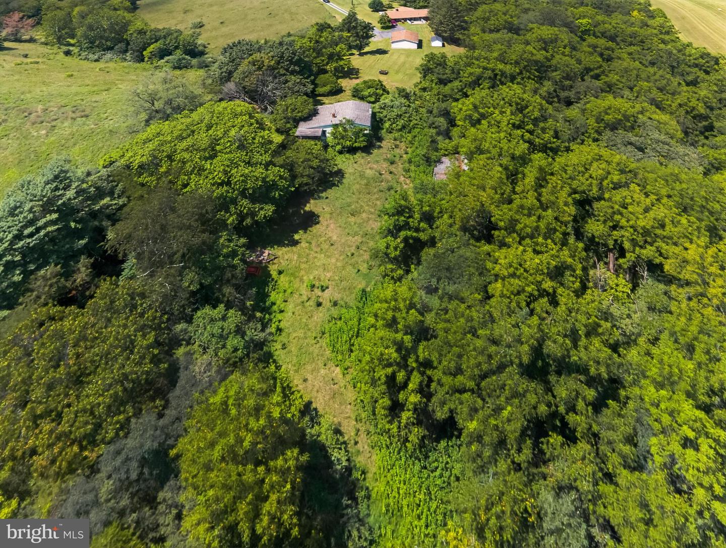 115 GRANDVIEW DR, LEXINGTON, Virginia 24450, 3 Bedrooms Bedrooms, 5 Rooms Rooms,1 BathroomBathrooms,Residential,For sale,115 GRANDVIEW DR,VARB2000144 MLS # VARB2000144