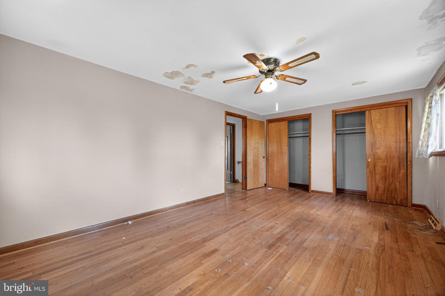 115 GRANDVIEW DR, LEXINGTON, Virginia 24450, 3 Bedrooms Bedrooms, 5 Rooms Rooms,1 BathroomBathrooms,Residential,For sale,115 GRANDVIEW DR,VARB2000144 MLS # VARB2000144