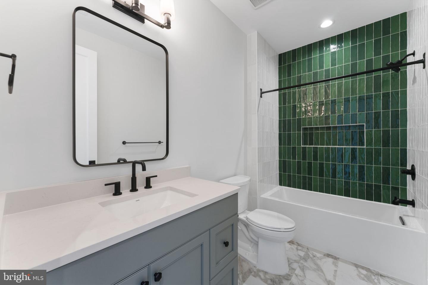 1446 COLA DR, MCLEAN, Virginia 22101, 6 Bedrooms Bedrooms, ,6 BathroomsBathrooms,Residential,For sale,1446 COLA DR,VAFX2264348 MLS # VAFX2264348