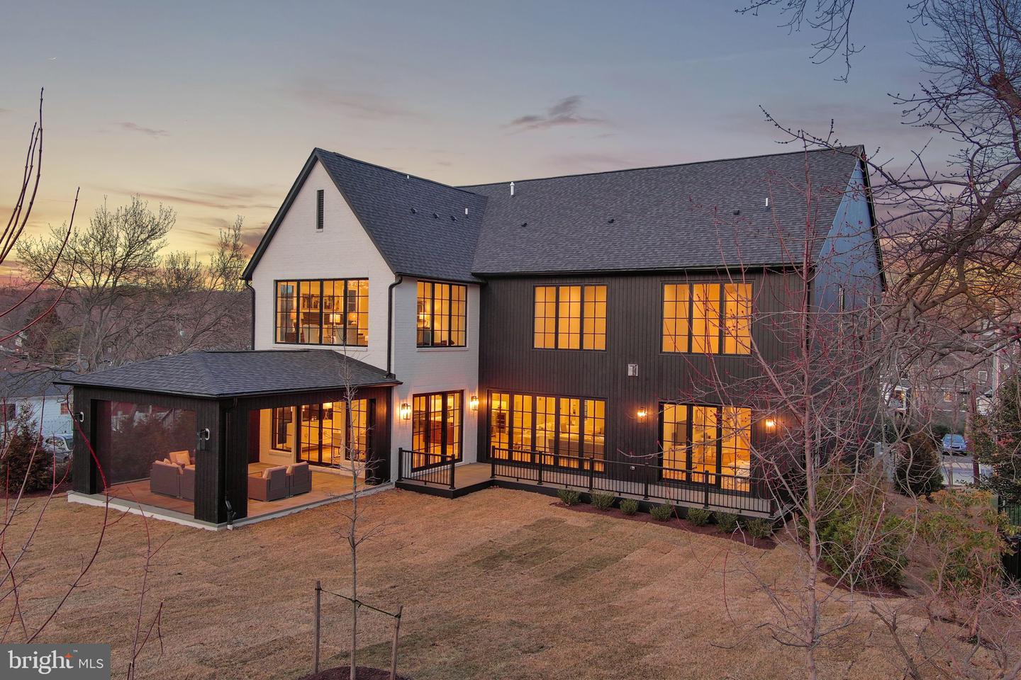 1446 COLA DR, MCLEAN, Virginia 22101, 6 Bedrooms Bedrooms, ,6 BathroomsBathrooms,Residential,For sale,1446 COLA DR,VAFX2264348 MLS # VAFX2264348
