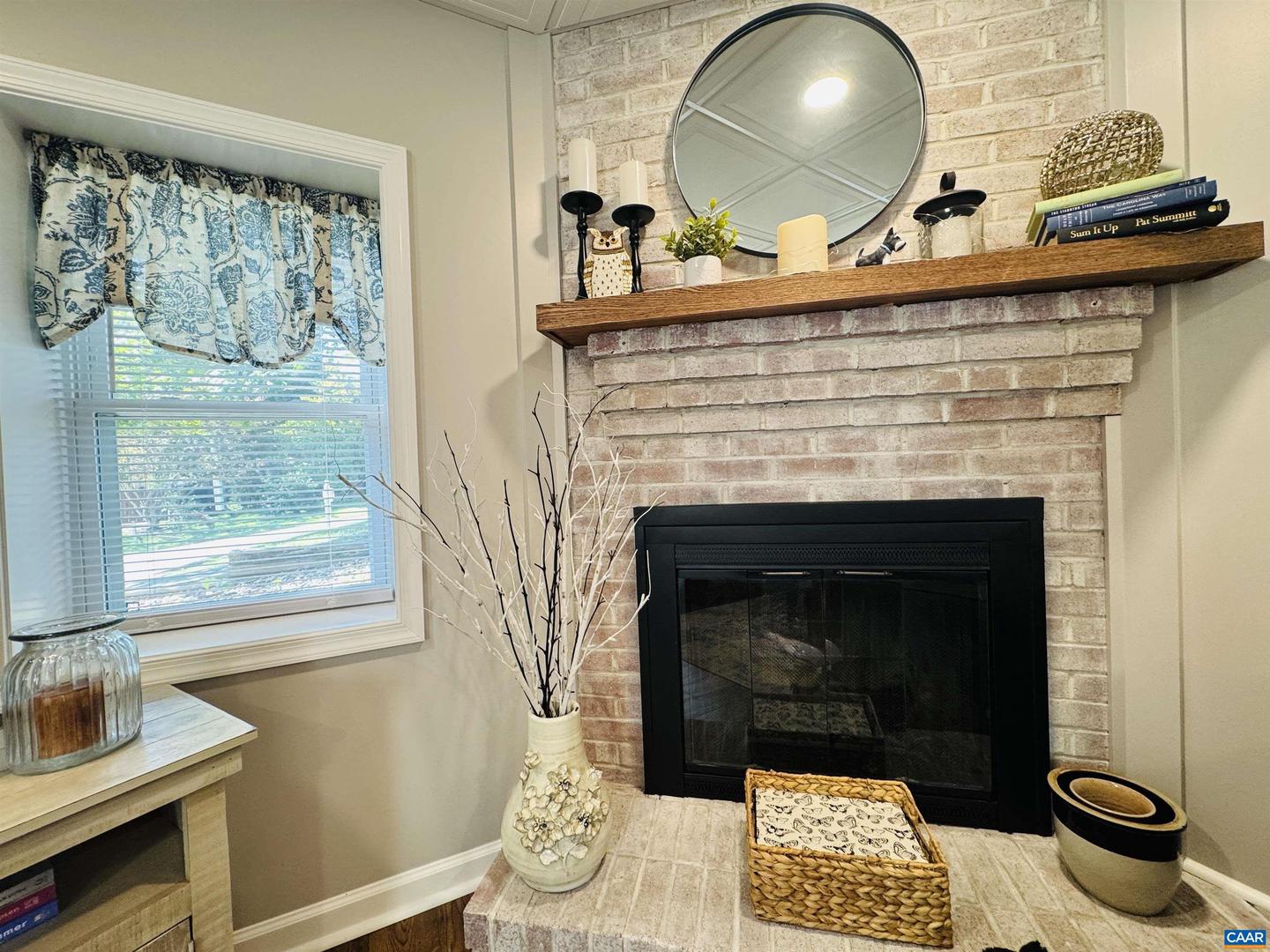 207 BURNLEY DR, STAUNTON, Virginia 24401, 4 Bedrooms Bedrooms, ,2 BathroomsBathrooms,Residential,For sale,207 BURNLEY DR,668452 MLS # 668452
