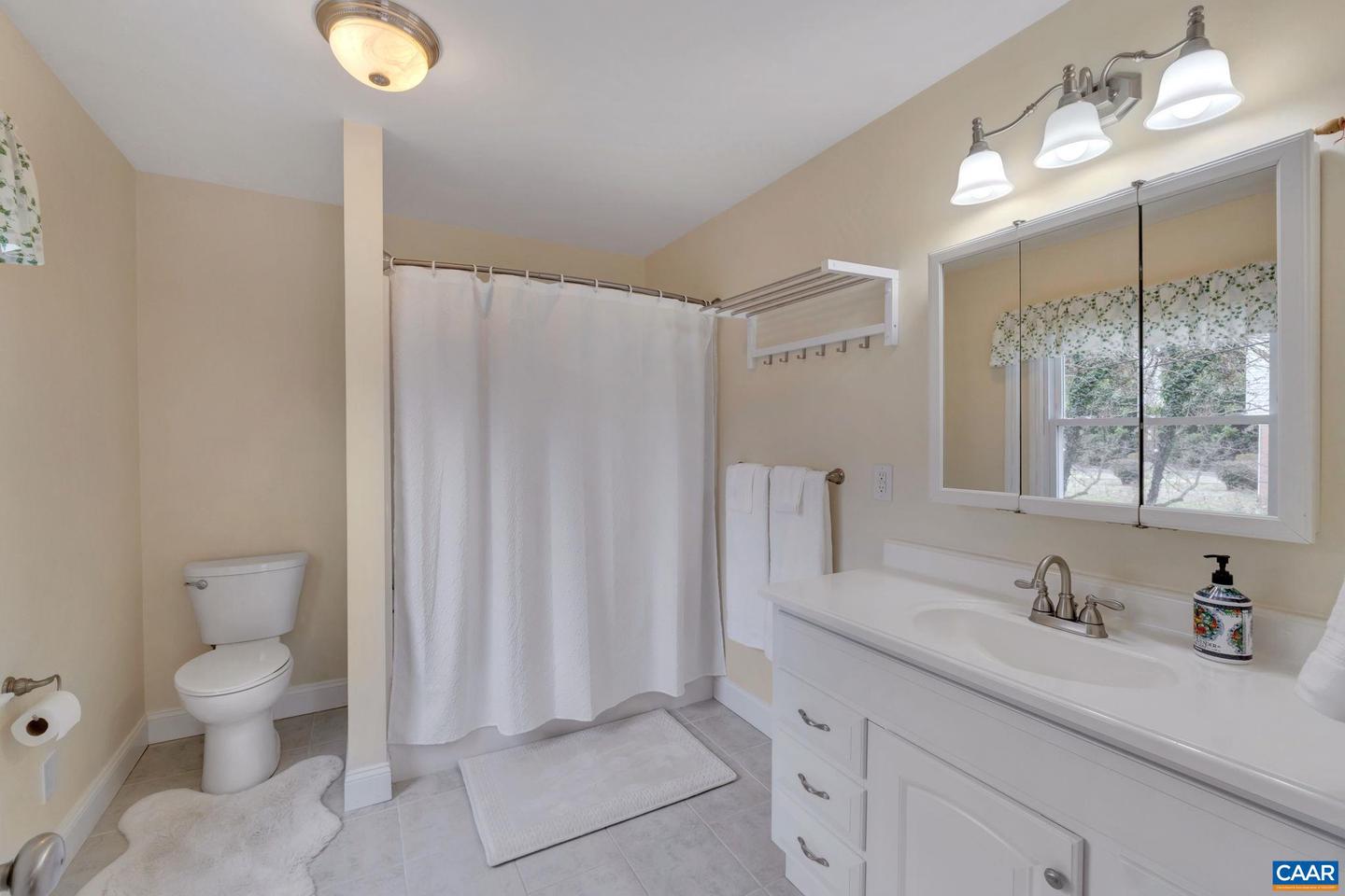 3511 MARLBORO CT, CHARLOTTESVILLE, Virginia 22901, 3 Bedrooms Bedrooms, ,3 BathroomsBathrooms,Residential,For sale,3511 MARLBORO CT,661677 MLS # 661677
