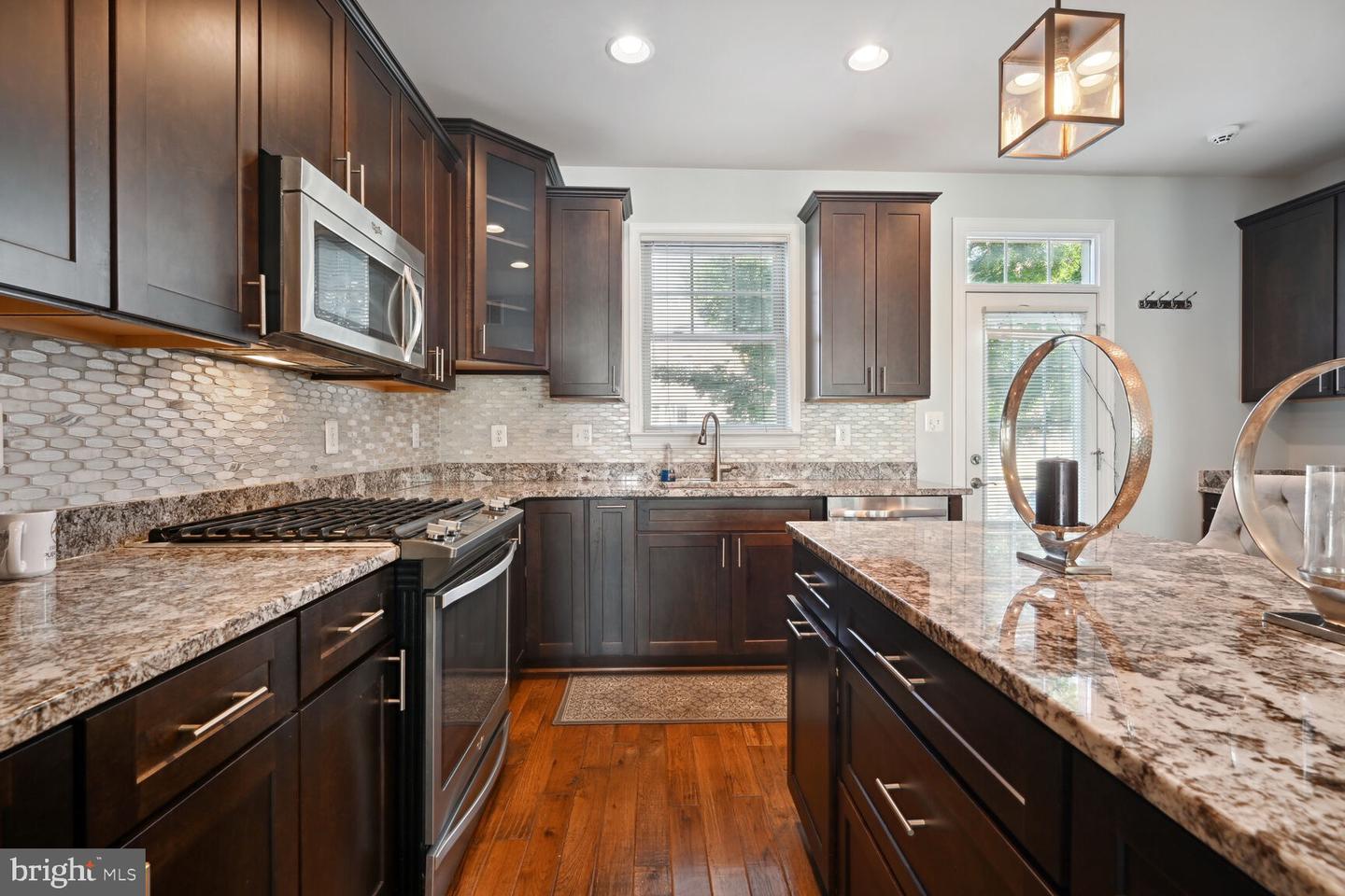 165 CONCORD PL NE, WASHINGTON, District Of Columbia 20011, 3 Bedrooms Bedrooms, ,3 BathroomsBathrooms,Residential,For sale,165 CONCORD PL NE,DCDC2192534 MLS # DCDC2192534