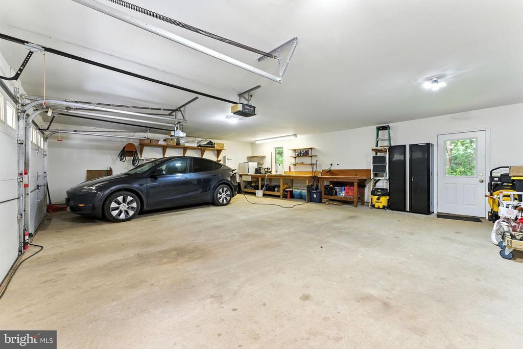 46 ROCK RIDGE LN, CHESTER GAP, Virginia, 4 Bedrooms Bedrooms, ,4 BathroomsBathrooms,Residential,46 ROCK RIDGE LN,VARP2002240 MLS # VARP2002240