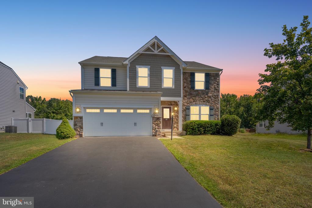 2411 WALTHALL CT, FREDERICKSBURG, Virginia 22408, 4 Bedrooms Bedrooms, ,3 BathroomsBathrooms,Residential,2411 WALTHALL CT,VASP2035686 MLS # VASP2035686