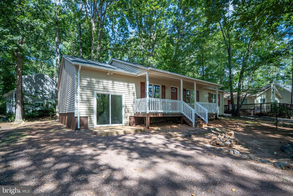 303 MT PLEASANT DR, LOCUST GROVE, Virginia 22508, 3 Bedrooms Bedrooms, ,2 BathroomsBathrooms,Residential,303 MT PLEASANT DR,VAOR2010636 MLS # VAOR2010636