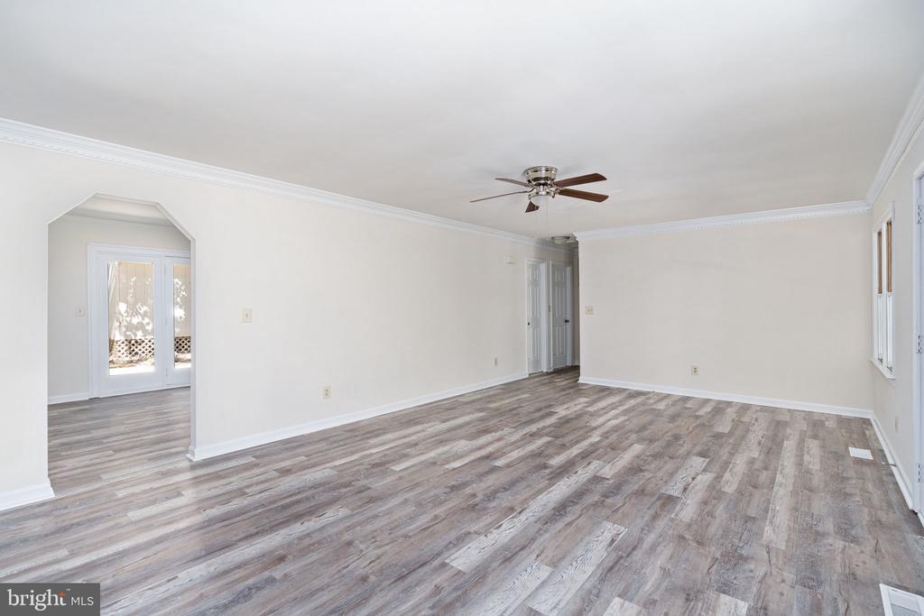303 MT PLEASANT DR, LOCUST GROVE, Virginia 22508, 3 Bedrooms Bedrooms, ,2 BathroomsBathrooms,Residential,303 MT PLEASANT DR,VAOR2010636 MLS # VAOR2010636