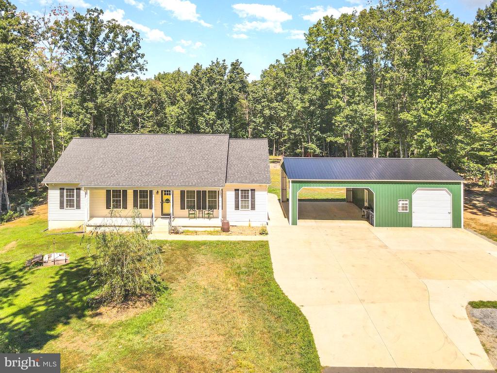 5428 RIDGE RD, SPOTSYLVANIA, Virginia 22551, 4 Bedrooms Bedrooms, ,3 BathroomsBathrooms,Residential,5428 RIDGE RD,VASP2035932 MLS # VASP2035932