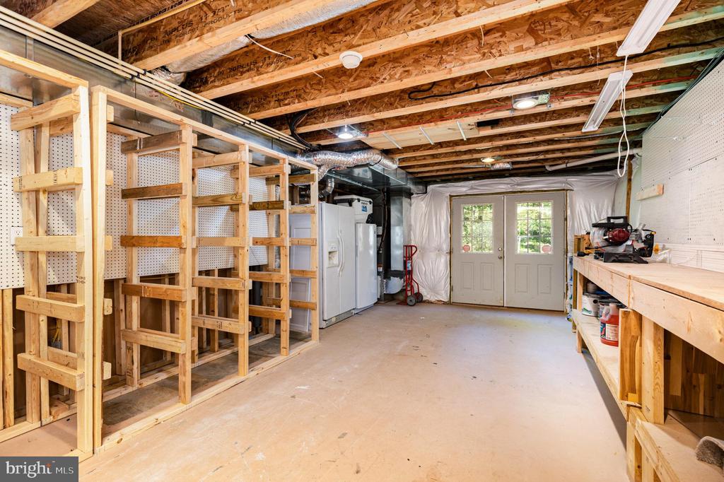 5428 RIDGE RD, SPOTSYLVANIA, Virginia 22551, 4 Bedrooms Bedrooms, ,3 BathroomsBathrooms,Residential,5428 RIDGE RD,VASP2035932 MLS # VASP2035932