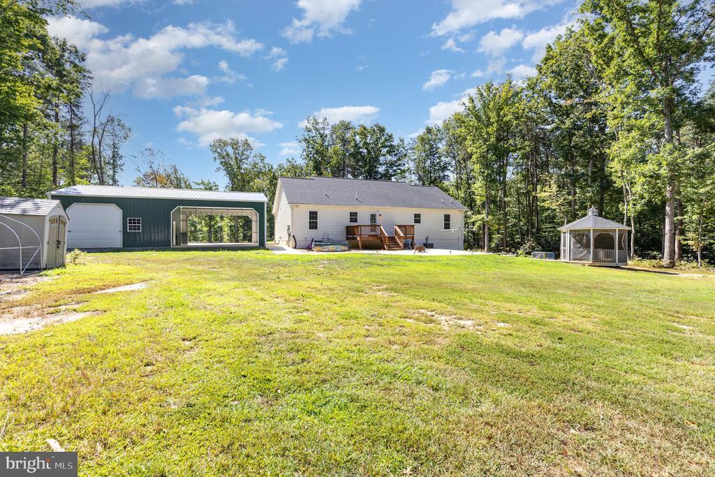5428 RIDGE RD, SPOTSYLVANIA, Virginia 22551, 4 Bedrooms Bedrooms, ,3 BathroomsBathrooms,Residential,5428 RIDGE RD,VASP2035932 MLS # VASP2035932