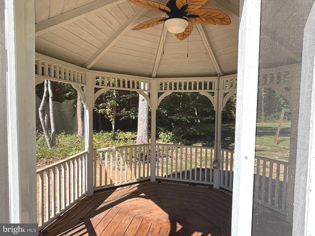 5428 RIDGE RD, SPOTSYLVANIA, Virginia 22551, 4 Bedrooms Bedrooms, ,3 BathroomsBathrooms,Residential,5428 RIDGE RD,VASP2035932 MLS # VASP2035932