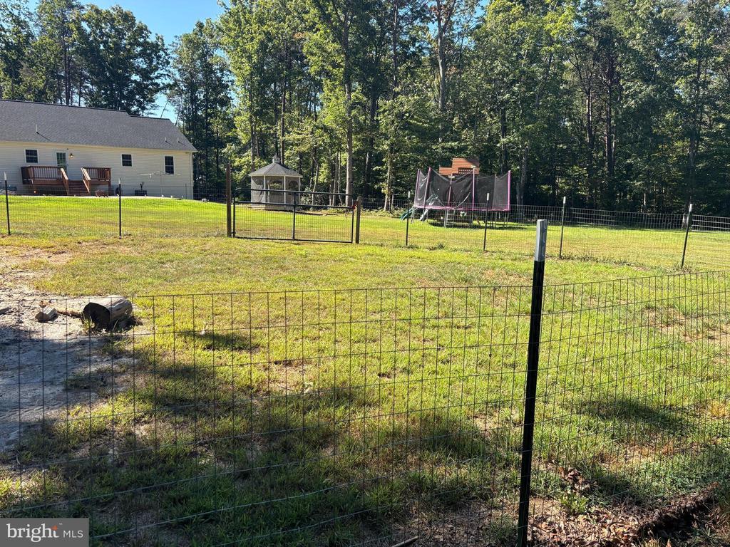 5428 RIDGE RD, SPOTSYLVANIA, Virginia 22551, 4 Bedrooms Bedrooms, ,3 BathroomsBathrooms,Residential,5428 RIDGE RD,VASP2035932 MLS # VASP2035932