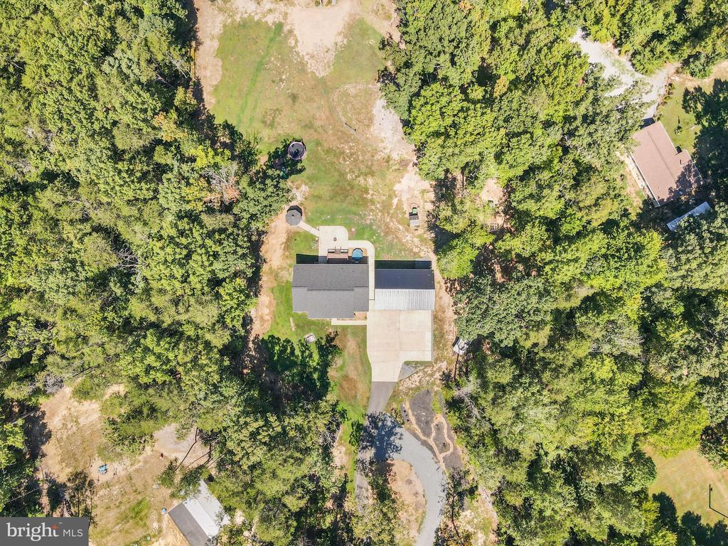 5428 RIDGE RD, SPOTSYLVANIA, Virginia 22551, 4 Bedrooms Bedrooms, ,3 BathroomsBathrooms,Residential,5428 RIDGE RD,VASP2035932 MLS # VASP2035932
