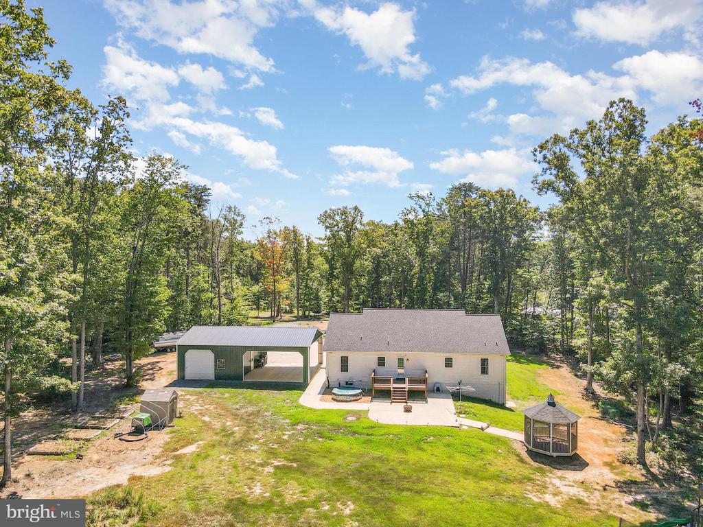 5428 RIDGE RD, SPOTSYLVANIA, Virginia 22551, 4 Bedrooms Bedrooms, ,3 BathroomsBathrooms,Residential,5428 RIDGE RD,VASP2035932 MLS # VASP2035932