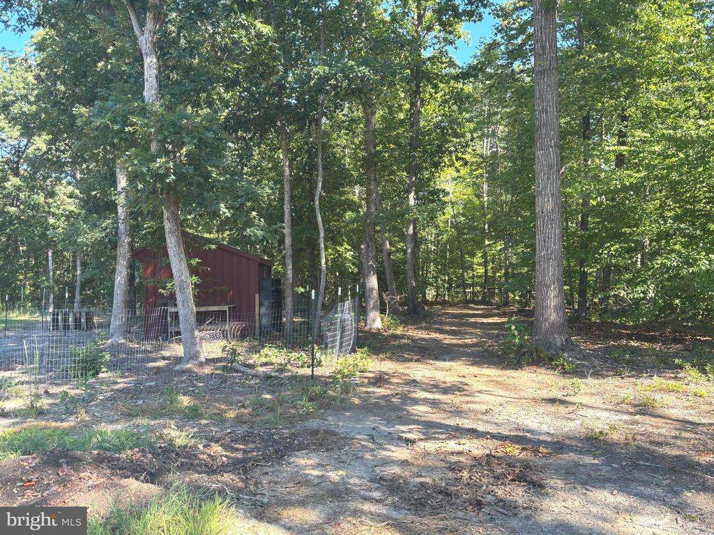 5428 RIDGE RD, SPOTSYLVANIA, Virginia 22551, 4 Bedrooms Bedrooms, ,3 BathroomsBathrooms,Residential,5428 RIDGE RD,VASP2035932 MLS # VASP2035932