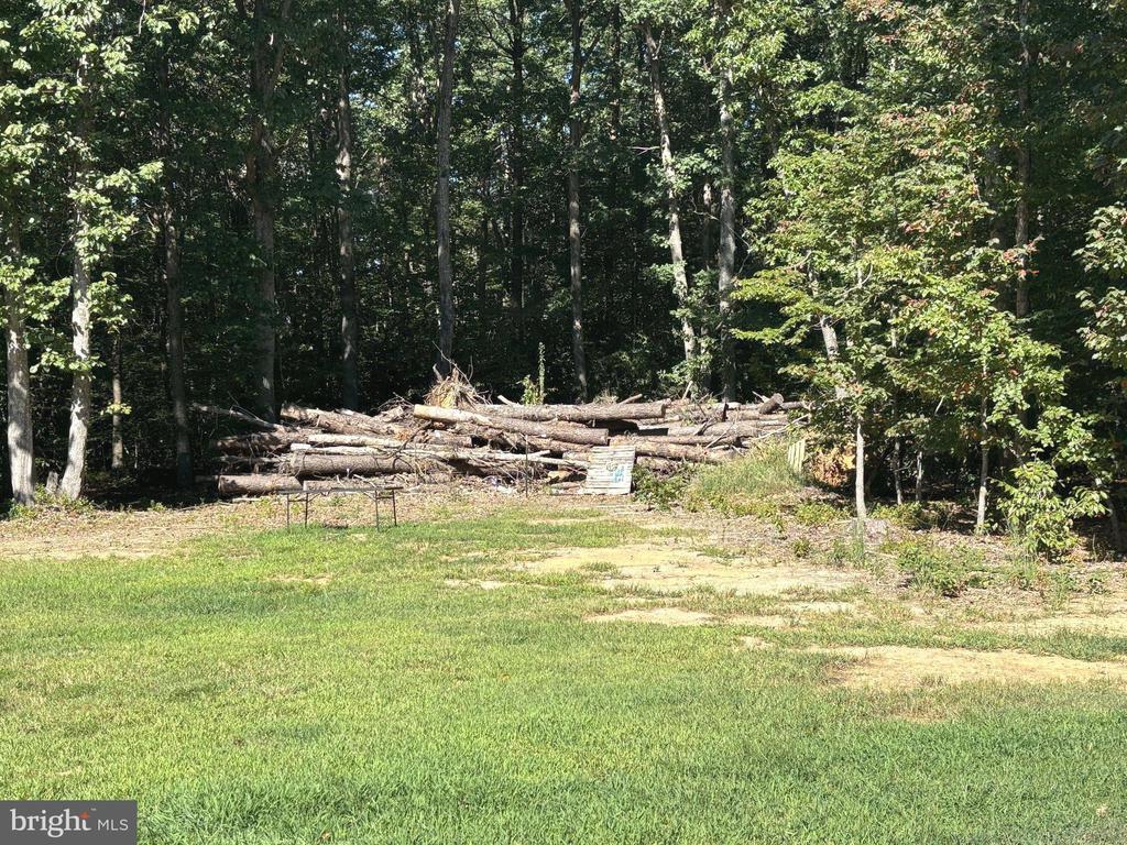 5428 RIDGE RD, SPOTSYLVANIA, Virginia 22551, 4 Bedrooms Bedrooms, ,3 BathroomsBathrooms,Residential,5428 RIDGE RD,VASP2035932 MLS # VASP2035932