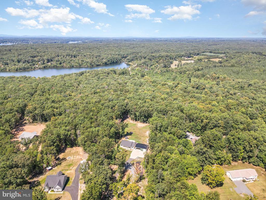 5428 RIDGE RD, SPOTSYLVANIA, Virginia 22551, 4 Bedrooms Bedrooms, ,3 BathroomsBathrooms,Residential,5428 RIDGE RD,VASP2035932 MLS # VASP2035932
