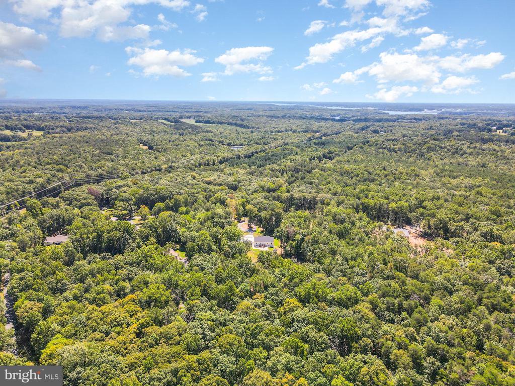 5428 RIDGE RD, SPOTSYLVANIA, Virginia 22551, 4 Bedrooms Bedrooms, ,3 BathroomsBathrooms,Residential,5428 RIDGE RD,VASP2035932 MLS # VASP2035932
