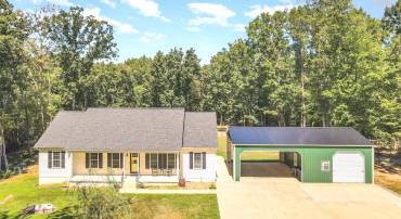5428 RIDGE RD, SPOTSYLVANIA, Virginia 22551, 4 Bedrooms Bedrooms, ,3 BathroomsBathrooms,Residential,5428 RIDGE RD,VASP2035932 MLS # VASP2035932