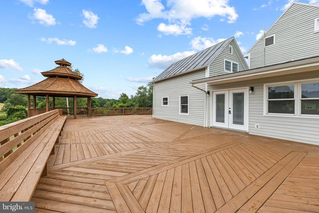 13506 TEAR JAMES TRL, AMISSVILLE, Virginia 20106, 3 Bedrooms Bedrooms, ,2 BathroomsBathrooms,Residential,13506 TEAR JAMES TRL,VACU2011460 MLS # VACU2011460
