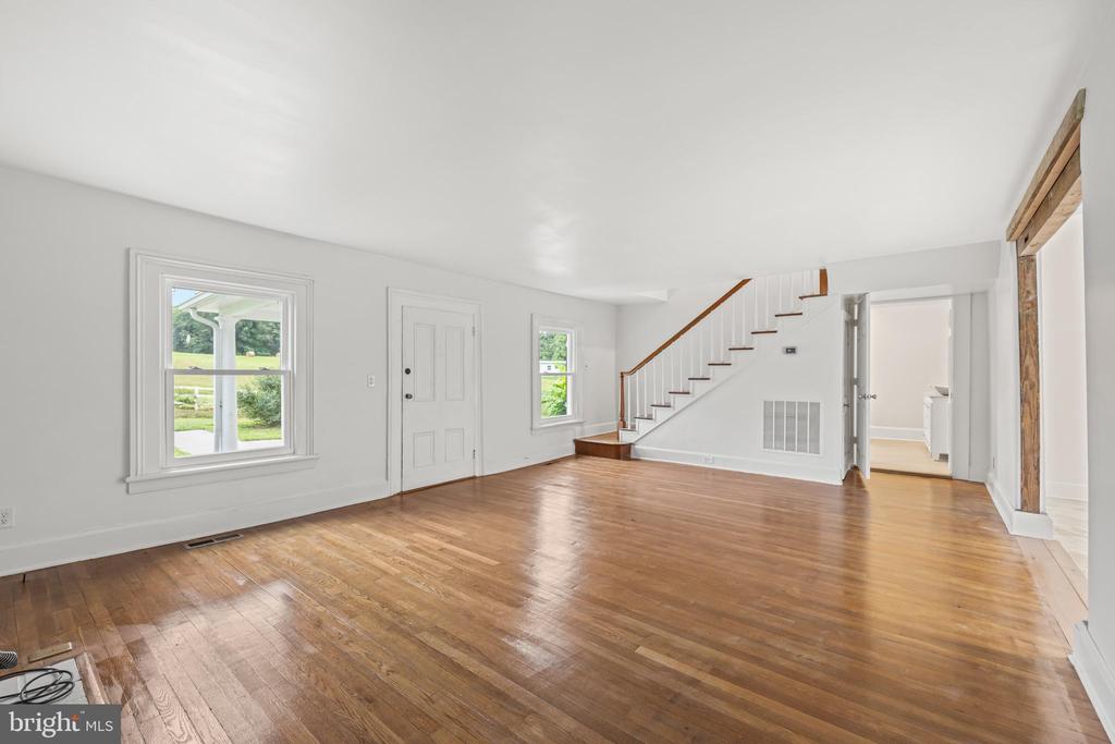13506 TEAR JAMES TRL, AMISSVILLE, Virginia 20106, 3 Bedrooms Bedrooms, ,2 BathroomsBathrooms,Residential,13506 TEAR JAMES TRL,VACU2011460 MLS # VACU2011460