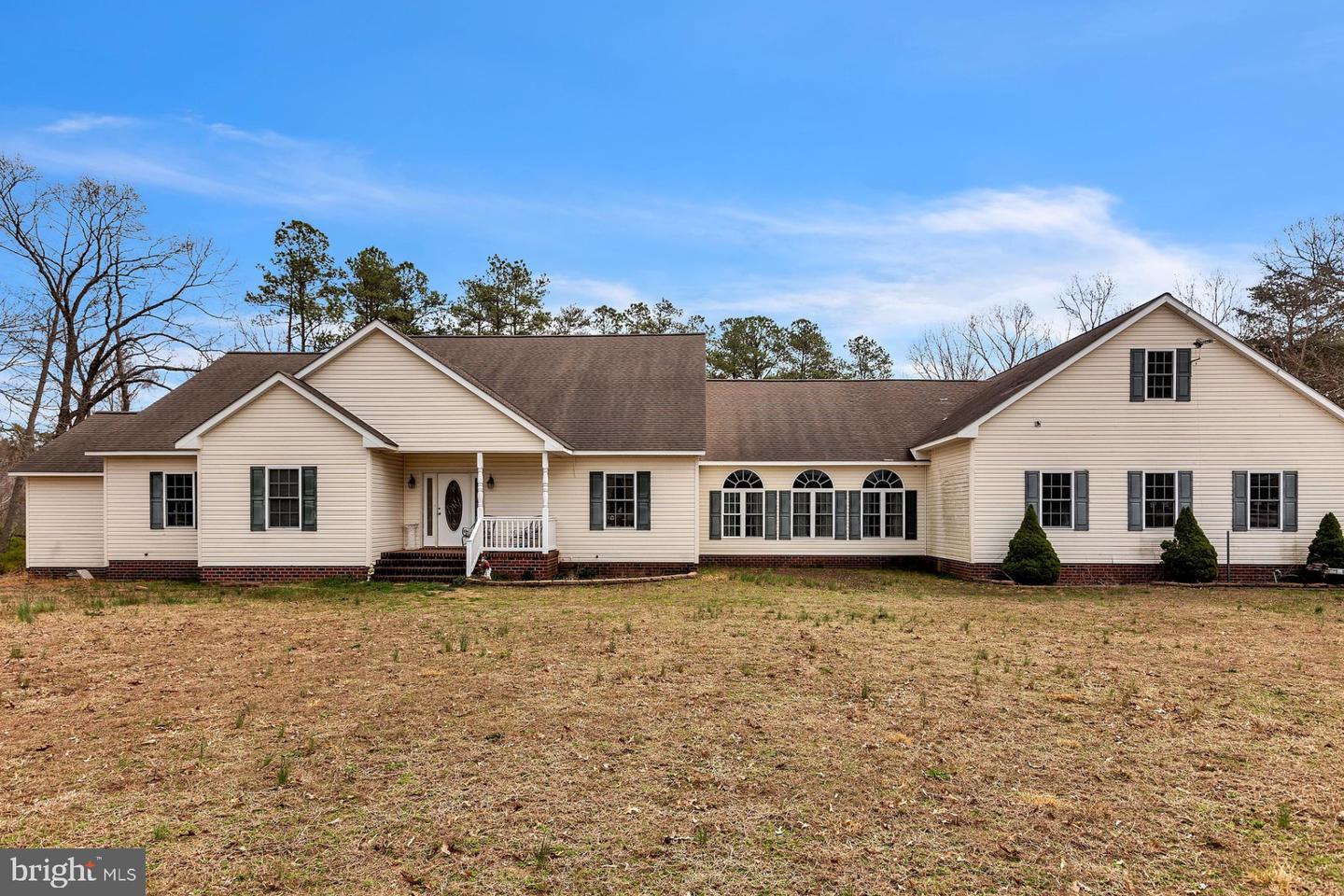 1000 ARLINGTON, DUNNSVILLE, Virginia 22454, 7 Bedrooms Bedrooms, 14 Rooms Rooms,4 BathroomsBathrooms,Residential,For sale,1000 ARLINGTON,VAES2000862 MLS # VAES2000862