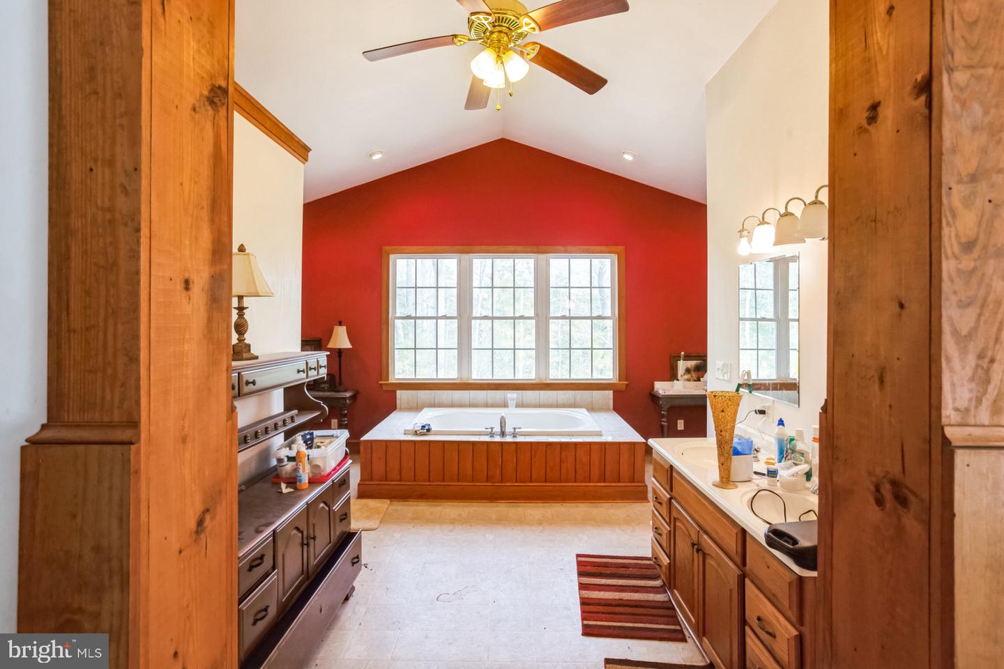 1000 ARLINGTON, DUNNSVILLE, Virginia 22454, 7 Bedrooms Bedrooms, 14 Rooms Rooms,4 BathroomsBathrooms,Residential,For sale,1000 ARLINGTON,VAES2000862 MLS # VAES2000862