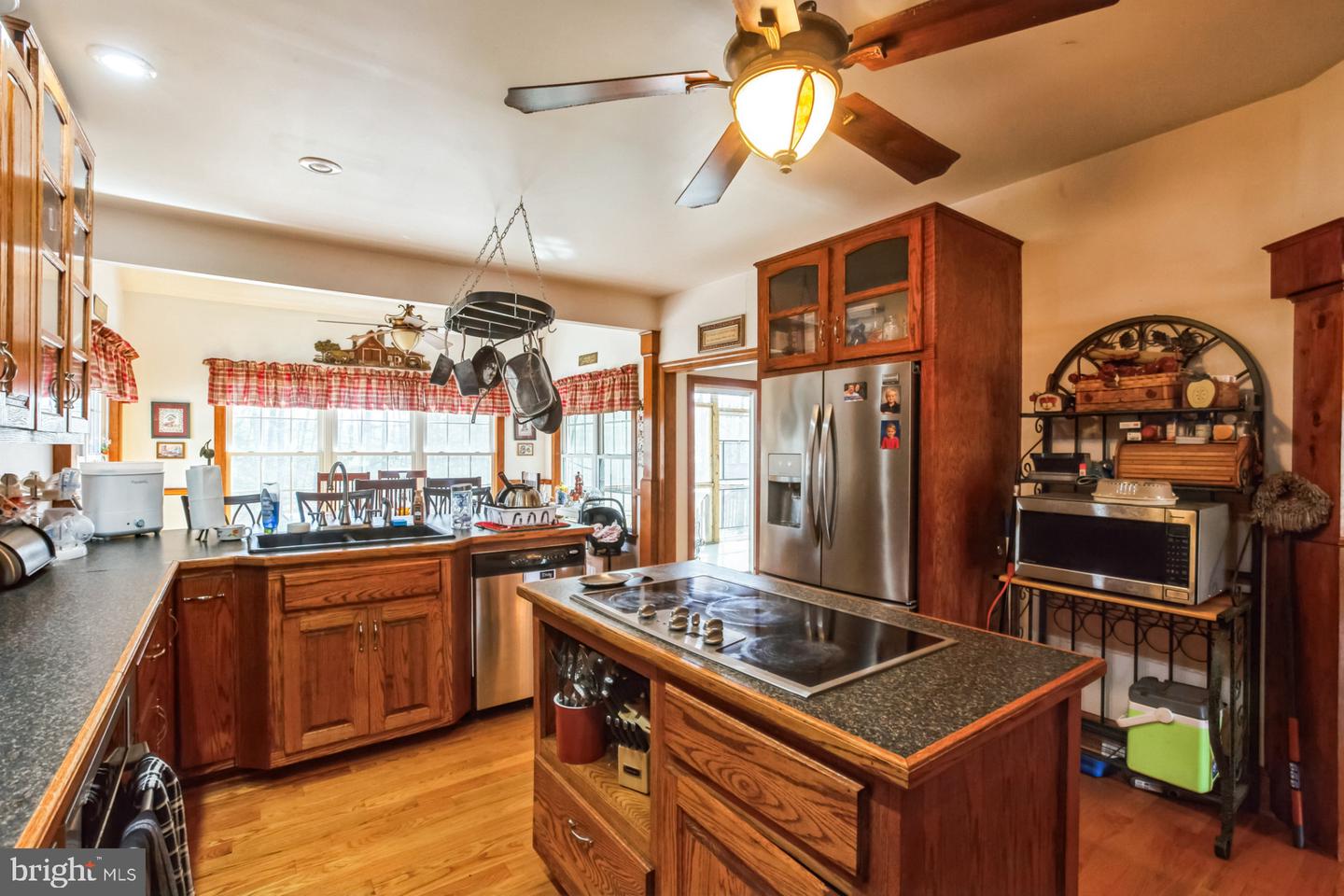 1000 ARLINGTON, DUNNSVILLE, Virginia 22454, 7 Bedrooms Bedrooms, 14 Rooms Rooms,4 BathroomsBathrooms,Residential,For sale,1000 ARLINGTON,VAES2000862 MLS # VAES2000862