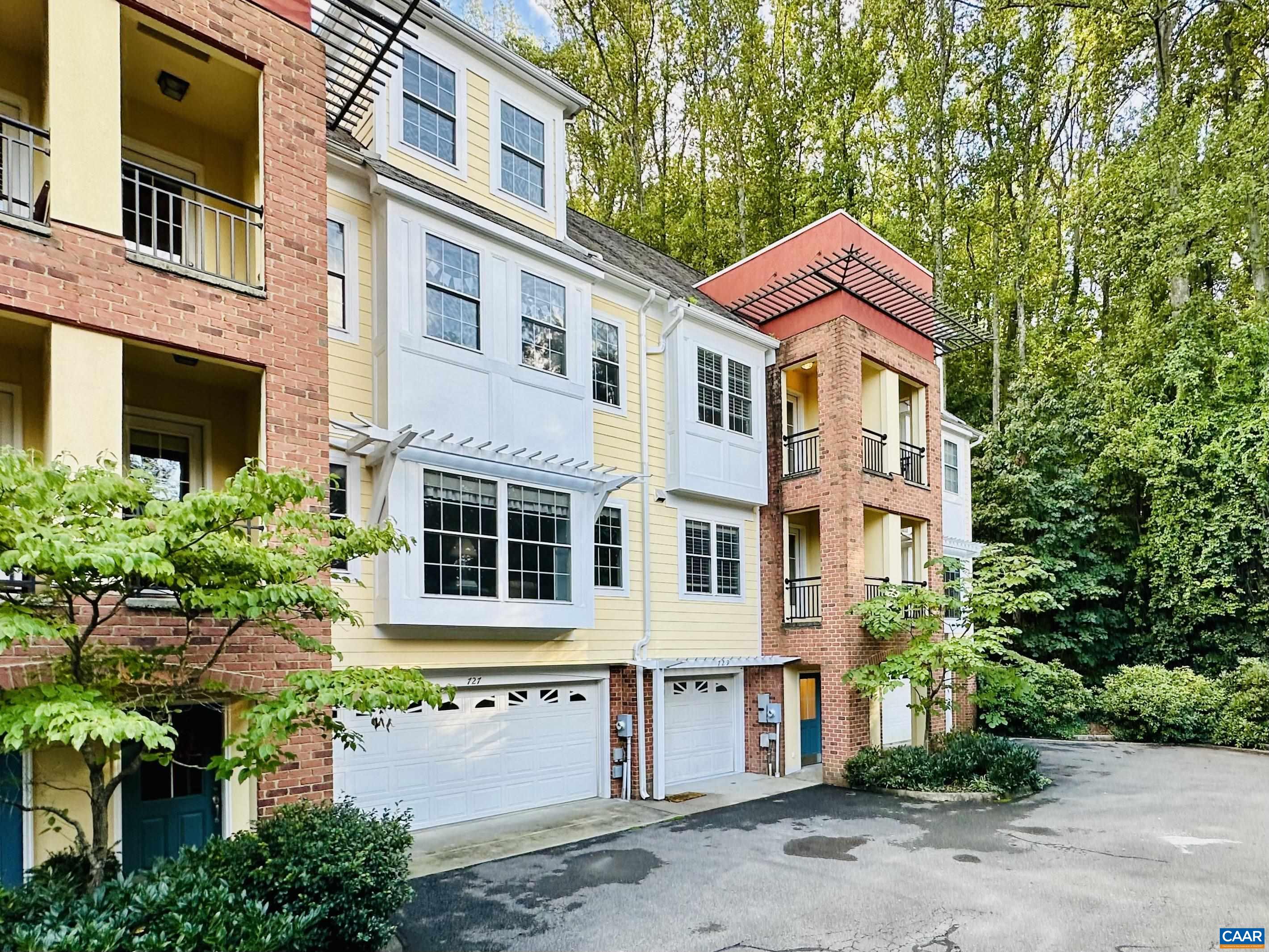 729 CAIRN HEIGHTS CT, CHARLOTTESVILLE, Virginia 22903, 2 Bedrooms Bedrooms, ,2 BathroomsBathrooms,Residential,729 CAIRN HEIGHTS CT,668248 MLS # 668248