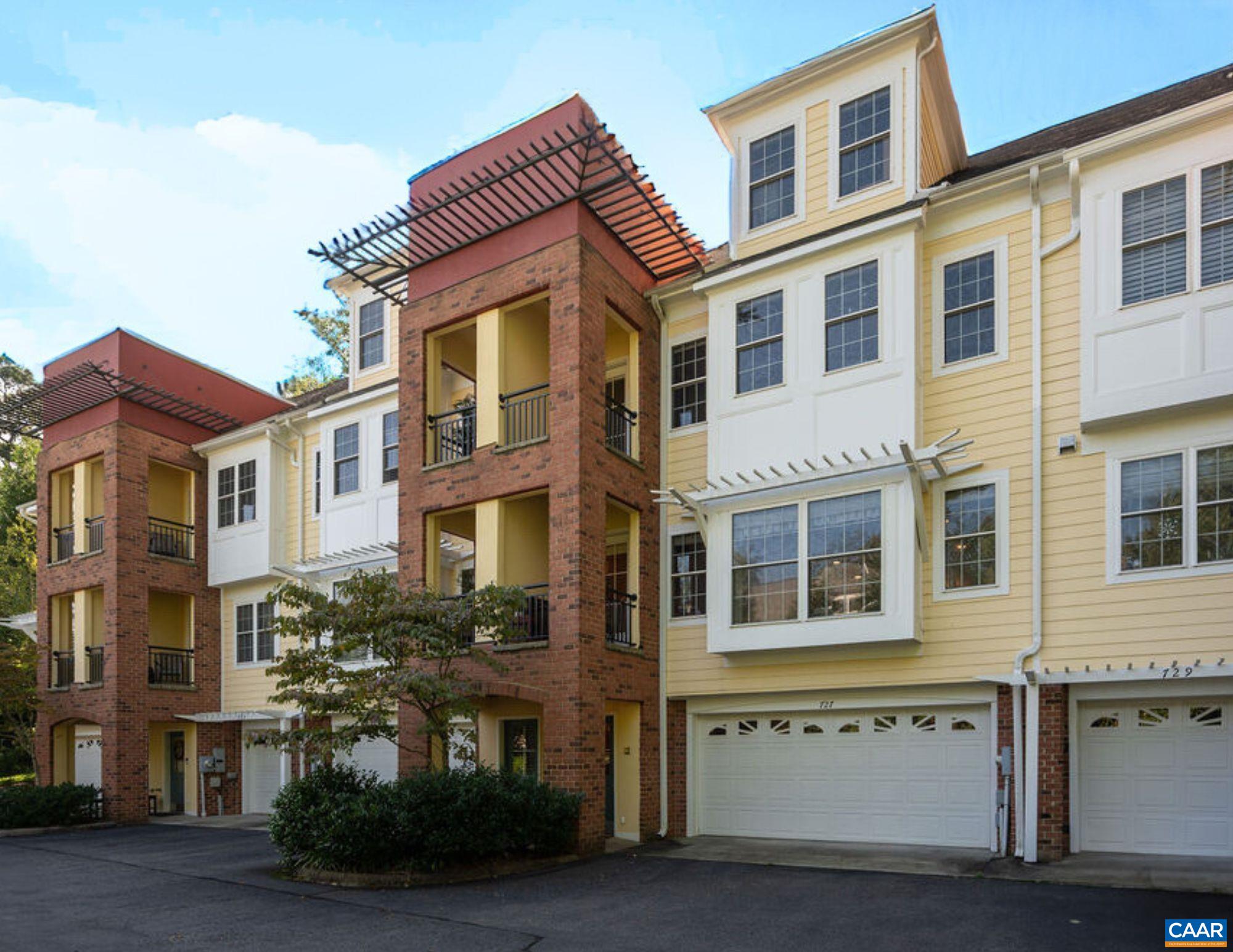 727 CAIRN HEIGHTS CT, CHARLOTTESVILLE, Virginia 22903, 4 Bedrooms Bedrooms, ,3 BathroomsBathrooms,Residential,727 CAIRN HEIGHTS CT,668345 MLS # 668345