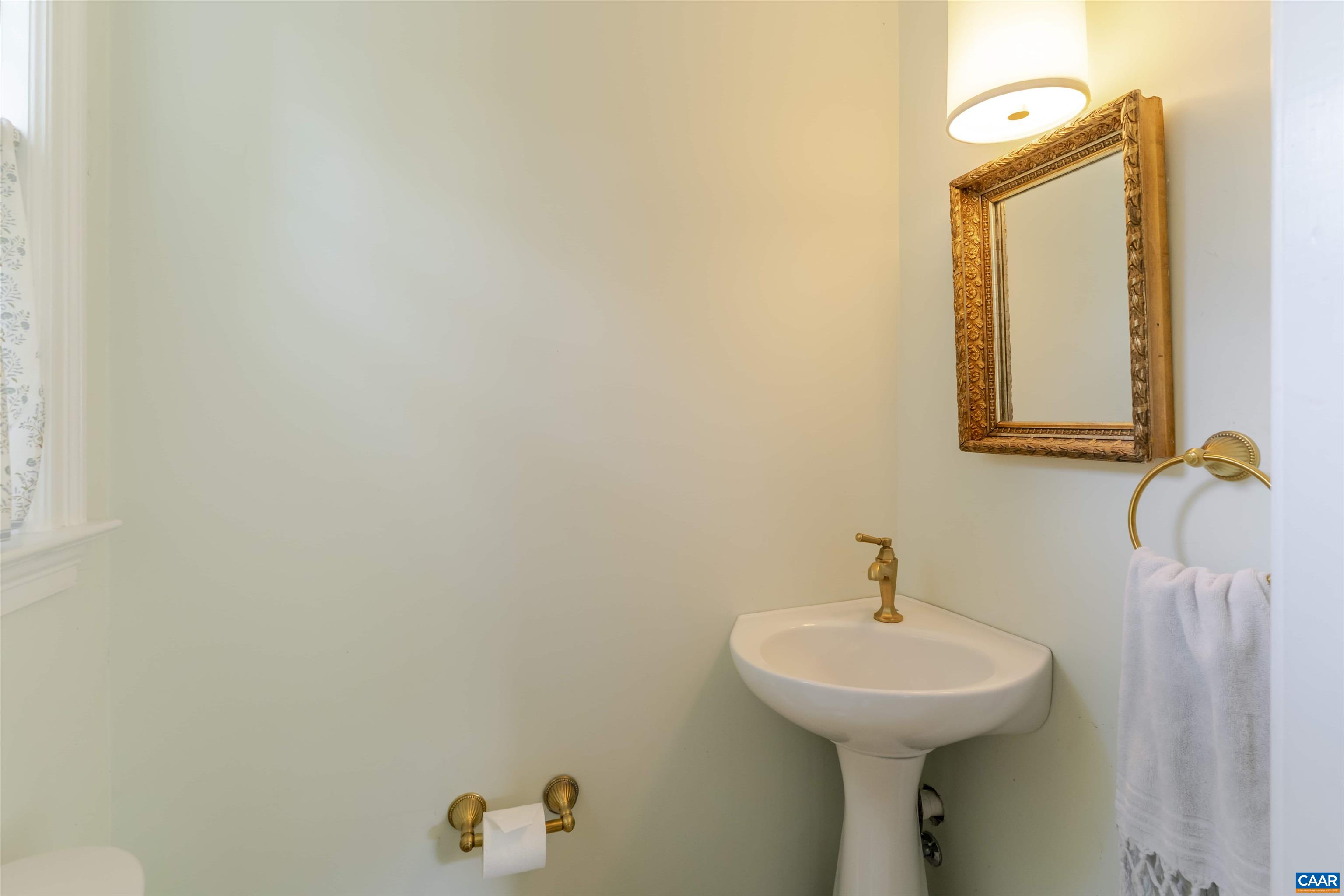 2904 BROOKMERE RD, CHARLOTTESVILLE, Virginia 22901, 3 Bedrooms Bedrooms, ,2 BathroomsBathrooms,Residential,2904 BROOKMERE RD,668357 MLS # 668357
