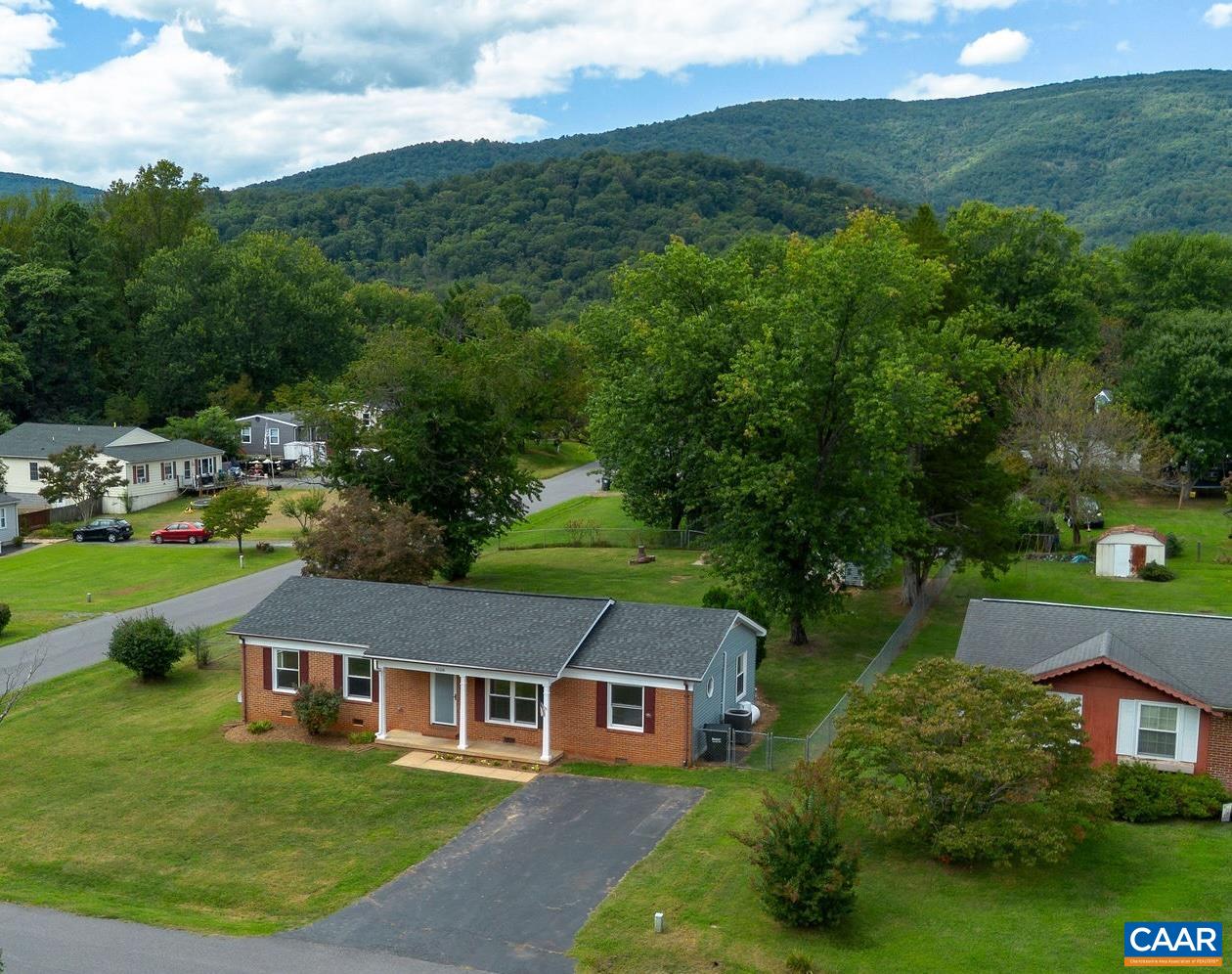 6128 ALBERTA DR, CROZET, Virginia 22932, 4 Bedrooms Bedrooms, ,1 BathroomBathrooms,Residential,6128 ALBERTA DR,668453 MLS # 668453
