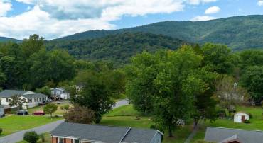 6128 ALBERTA DR, CROZET, Virginia 22932, 4 Bedrooms Bedrooms, ,1 BathroomBathrooms,Residential,6128 ALBERTA DR,668453 MLS # 668453