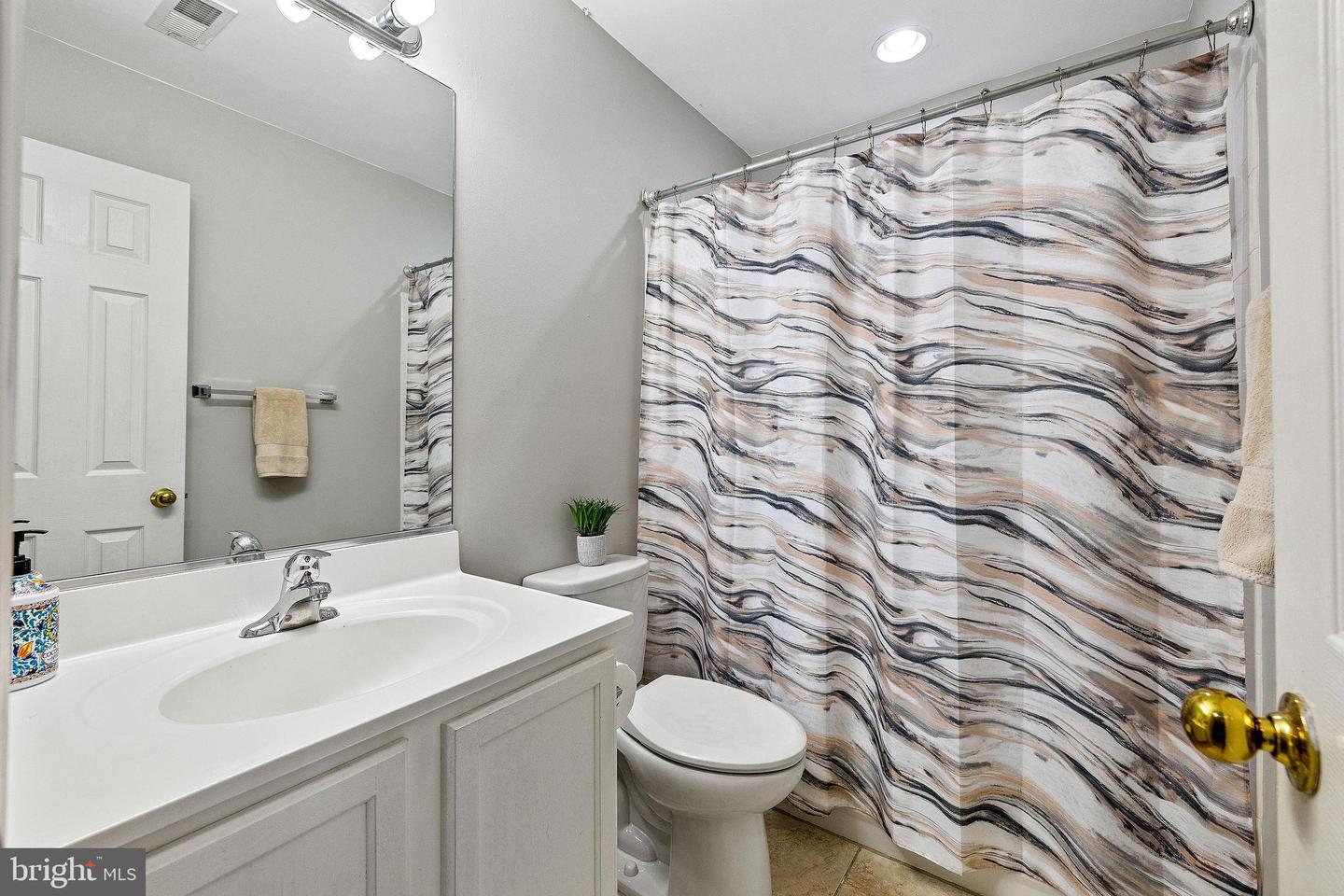 13503 BANNACKER PL, HERNDON, Virginia 20171, 3 Bedrooms Bedrooms, ,3 BathroomsBathrooms,Residential,For sale,13503 BANNACKER PL,VAFX2243728 MLS # VAFX2243728