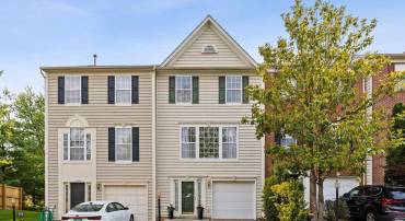 13503 BANNACKER PL, HERNDON, Virginia 20171, 3 Bedrooms Bedrooms, ,3 BathroomsBathrooms,Residential,For sale,13503 BANNACKER PL,VAFX2243728 MLS # VAFX2243728
