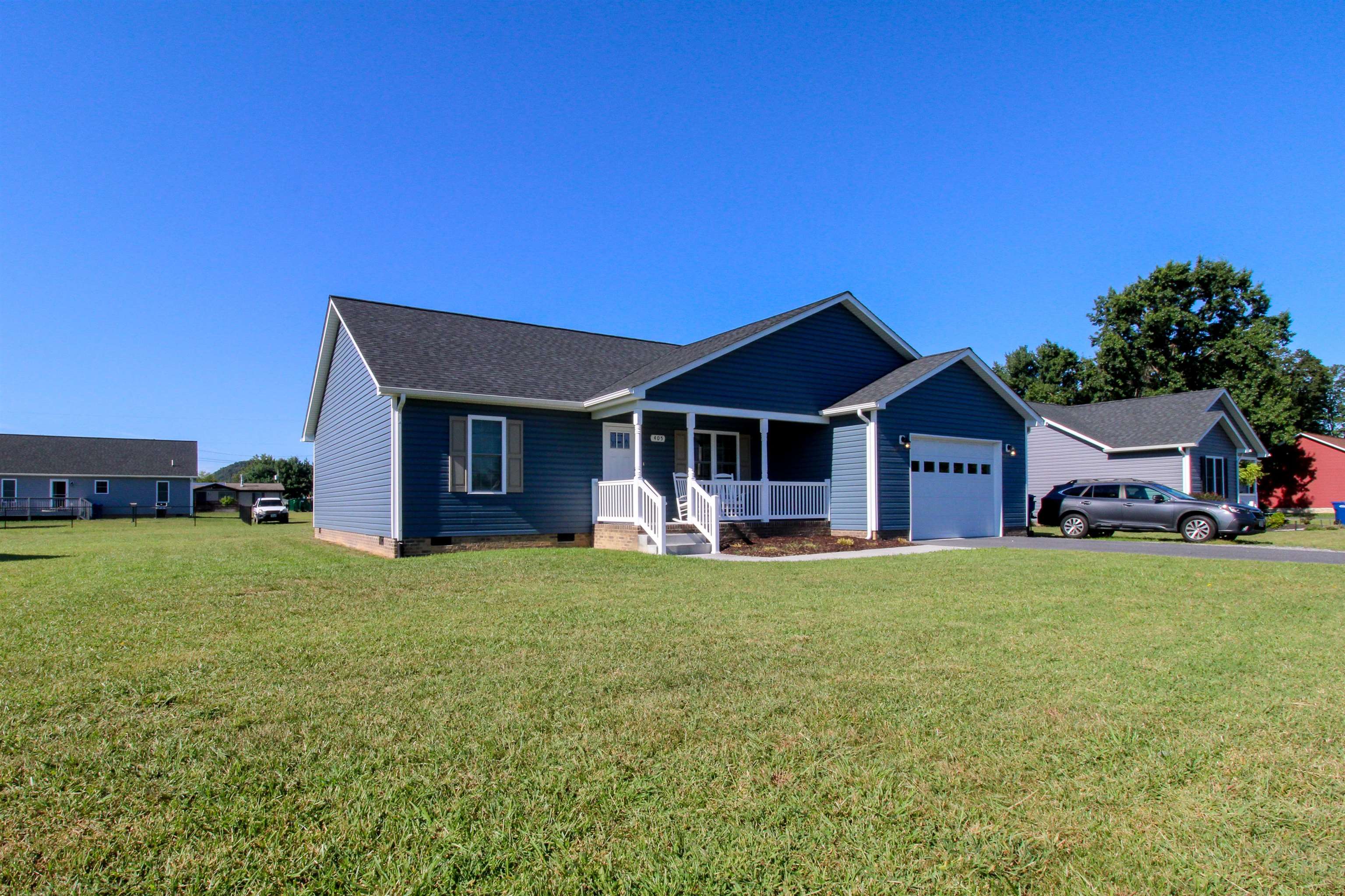 405 11TH ST, GROTTOES, Virginia 24441, 3 Bedrooms Bedrooms, ,2 BathroomsBathrooms,Residential,405 11TH ST,668468 MLS # 668468