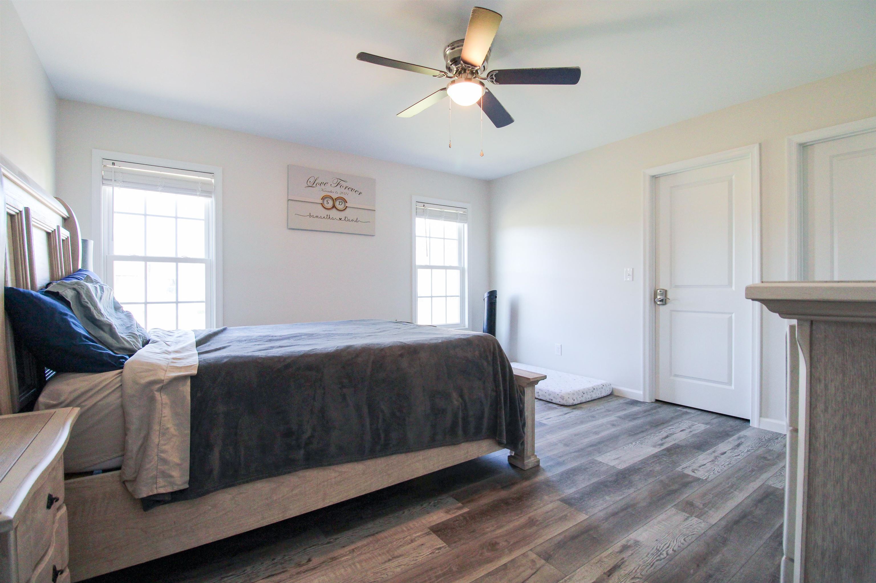 405 11TH ST, GROTTOES, Virginia 24441, 3 Bedrooms Bedrooms, ,2 BathroomsBathrooms,Residential,405 11TH ST,668468 MLS # 668468