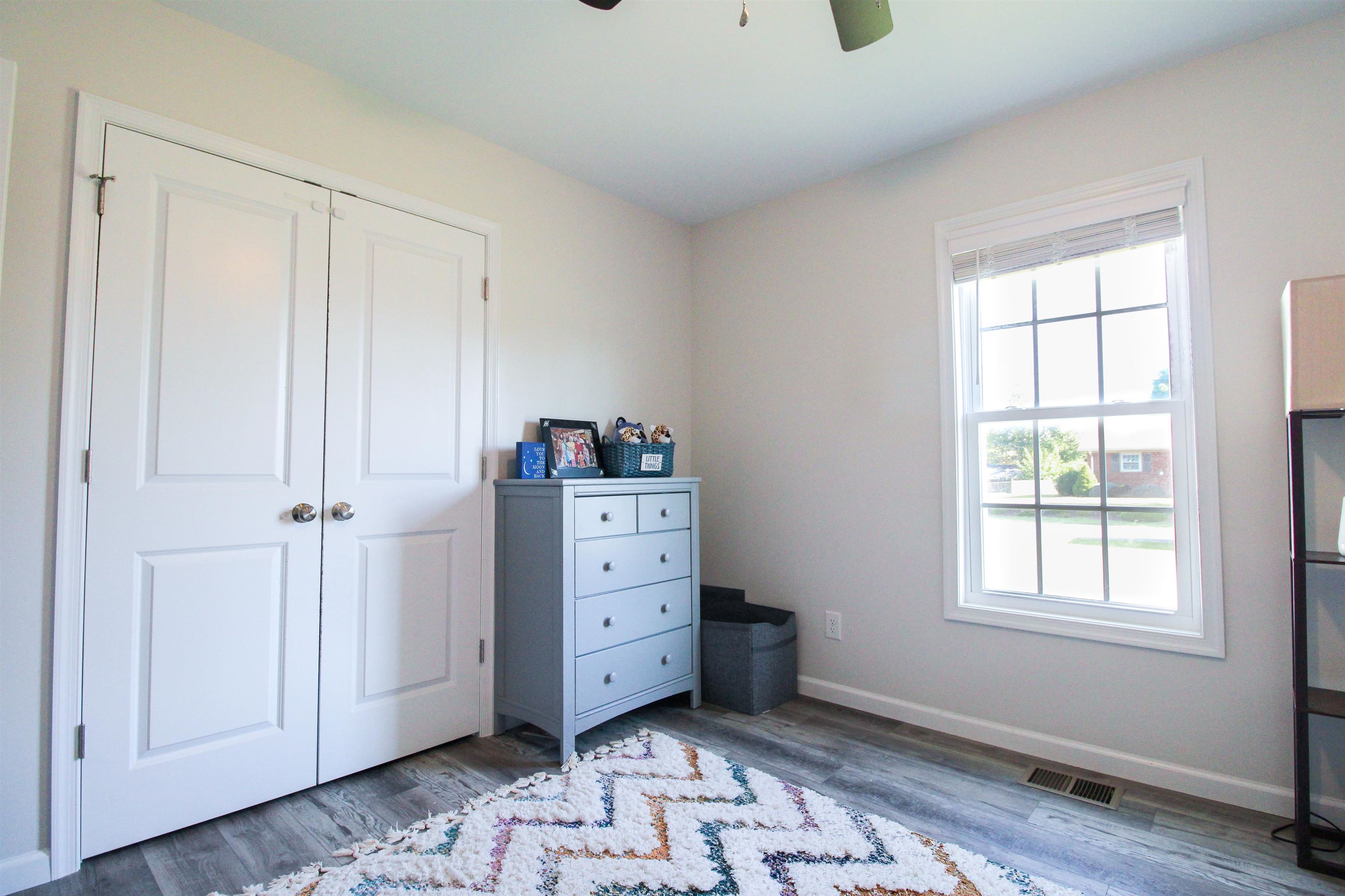 405 11TH ST, GROTTOES, Virginia 24441, 3 Bedrooms Bedrooms, ,2 BathroomsBathrooms,Residential,405 11TH ST,668468 MLS # 668468