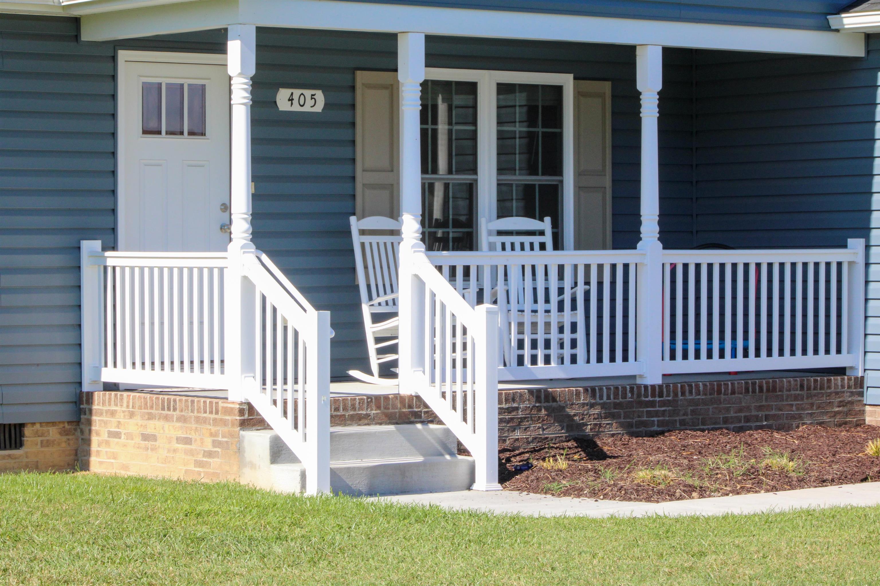 405 11TH ST, GROTTOES, Virginia 24441, 3 Bedrooms Bedrooms, ,2 BathroomsBathrooms,Residential,405 11TH ST,668468 MLS # 668468
