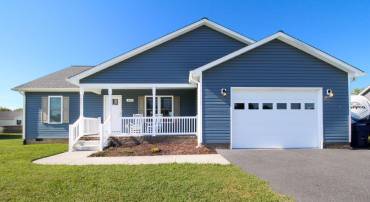 405 11TH ST, GROTTOES, Virginia 24441, 3 Bedrooms Bedrooms, ,2 BathroomsBathrooms,Residential,405 11TH ST,668468 MLS # 668468
