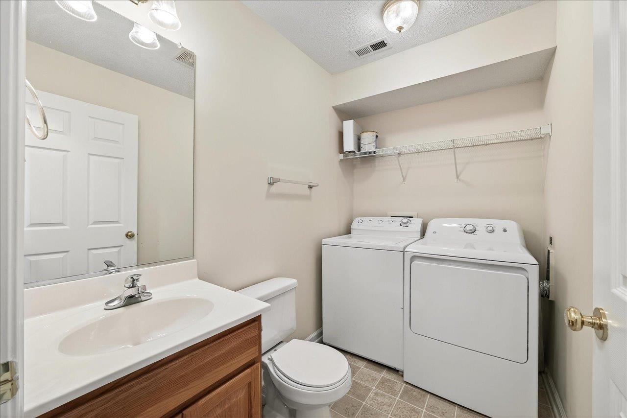2455 TWIN GABLES CT, ROCKINGHAM, Virginia 22801, 3 Bedrooms Bedrooms, ,2 BathroomsBathrooms,Residential,2455 TWIN GABLES CT,668477 MLS # 668477