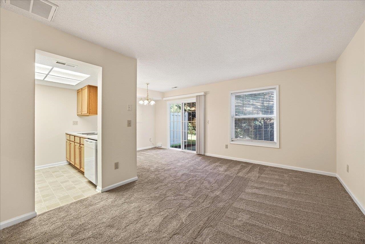 2455 TWIN GABLES CT, ROCKINGHAM, Virginia 22801, 3 Bedrooms Bedrooms, ,2 BathroomsBathrooms,Residential,2455 TWIN GABLES CT,668477 MLS # 668477