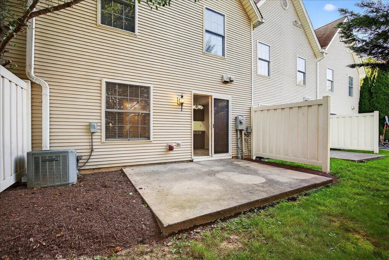 2455 TWIN GABLES CT, ROCKINGHAM, Virginia 22801, 3 Bedrooms Bedrooms, ,2 BathroomsBathrooms,Residential,2455 TWIN GABLES CT,668477 MLS # 668477