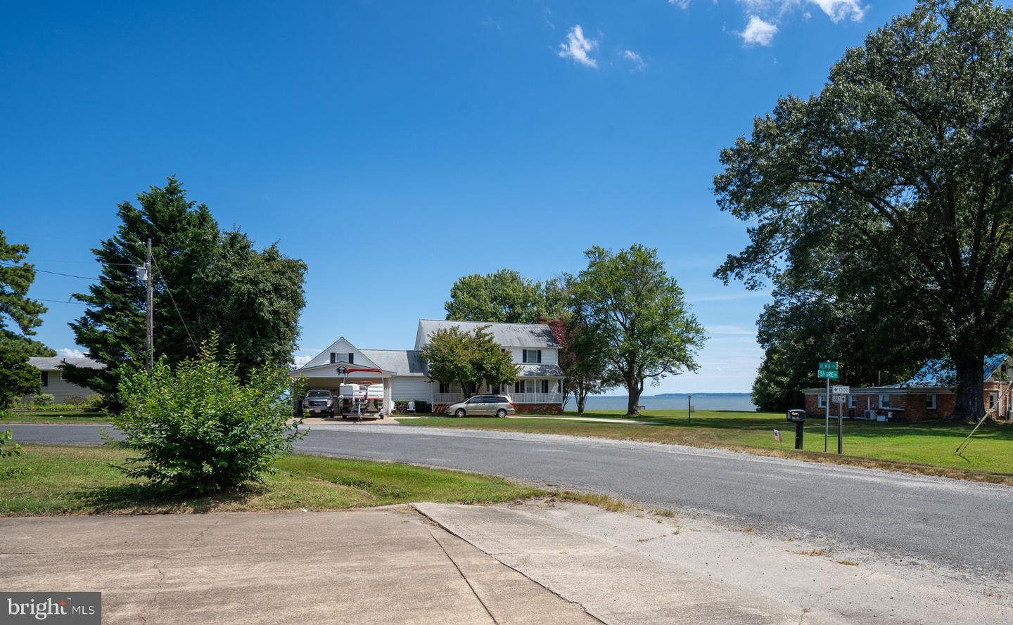 16 ALMA LN, COLONIAL BEACH, Virginia 22443, 3 Bedrooms Bedrooms, ,2 BathroomsBathrooms,Residential,For sale,16 ALMA LN,VAWE2009332 MLS # VAWE2009332