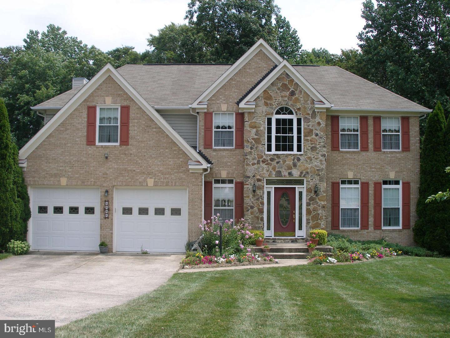 5886 RHODE ISLAND DR, WOODBRIDGE, Virginia 22193, 4 Bedrooms Bedrooms, ,3 BathroomsBathrooms,Residential,For sale,5886 RHODE ISLAND DR,VAPW2100418 MLS # VAPW2100418