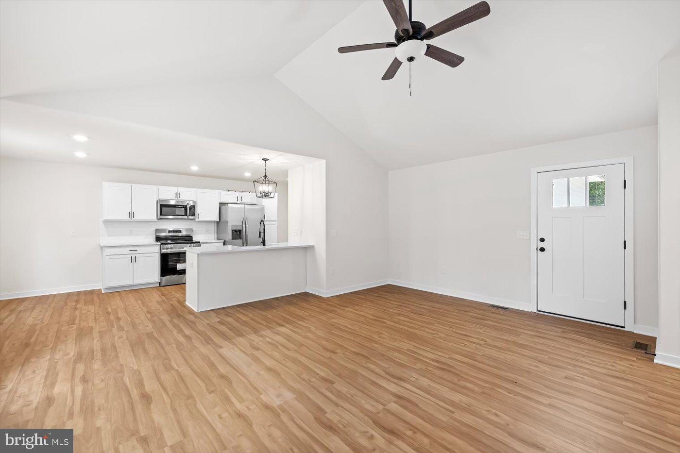 177 WOODMOUNT DR, COLONIAL BEACH, Virginia 22443, 3 Bedrooms Bedrooms, 10 Rooms Rooms,2 BathroomsBathrooms,Residential,For sale,177 WOODMOUNT DR,VAWE2009422 MLS # VAWE2009422