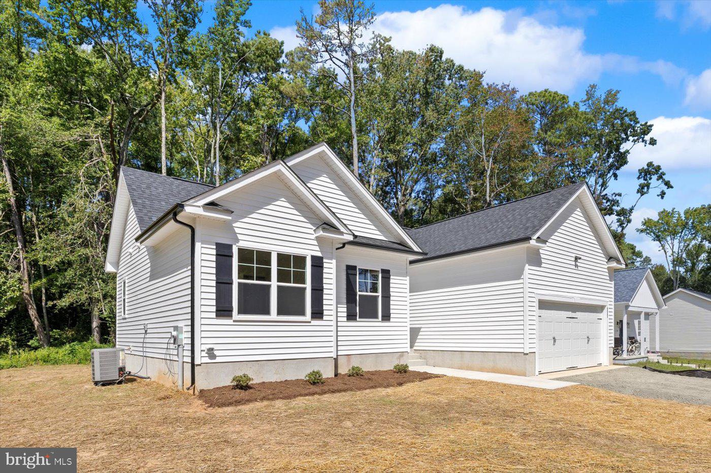 177 WOODMOUNT DR, COLONIAL BEACH, Virginia 22443, 3 Bedrooms Bedrooms, 10 Rooms Rooms,2 BathroomsBathrooms,Residential,For sale,177 WOODMOUNT DR,VAWE2009422 MLS # VAWE2009422