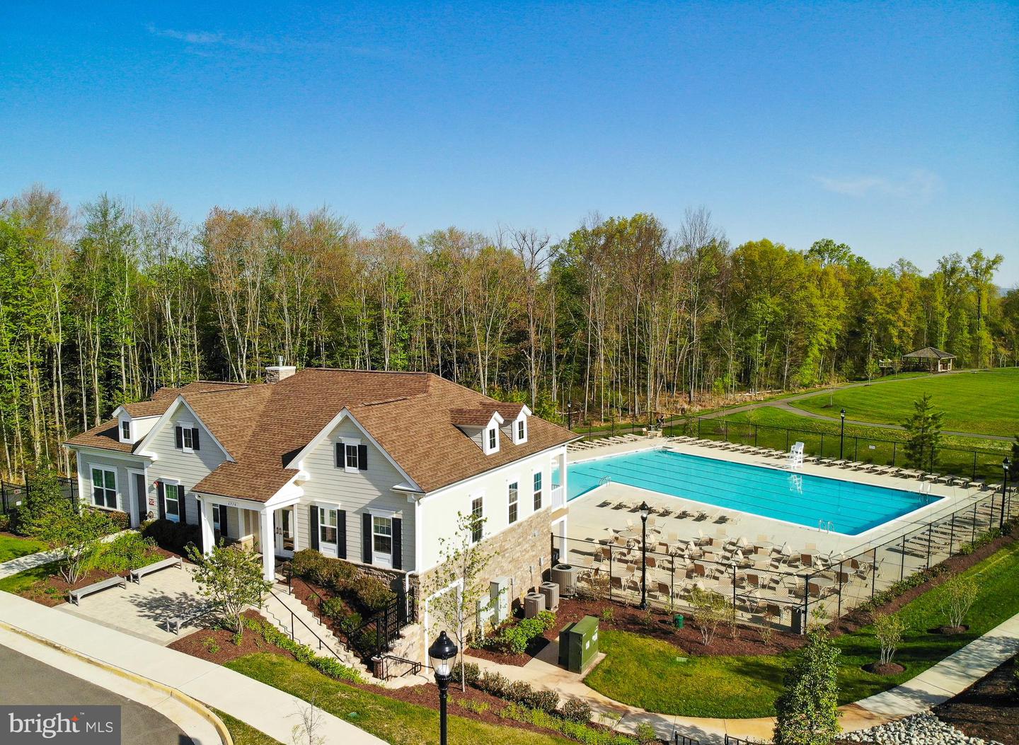 15997 GREYMILL MANOR DR, HAYMARKET, Virginia 20169, 3 Bedrooms Bedrooms, ,2 BathroomsBathrooms,Residential,For sale,15997 GREYMILL MANOR DR,VAPW2100526 MLS # VAPW2100526
