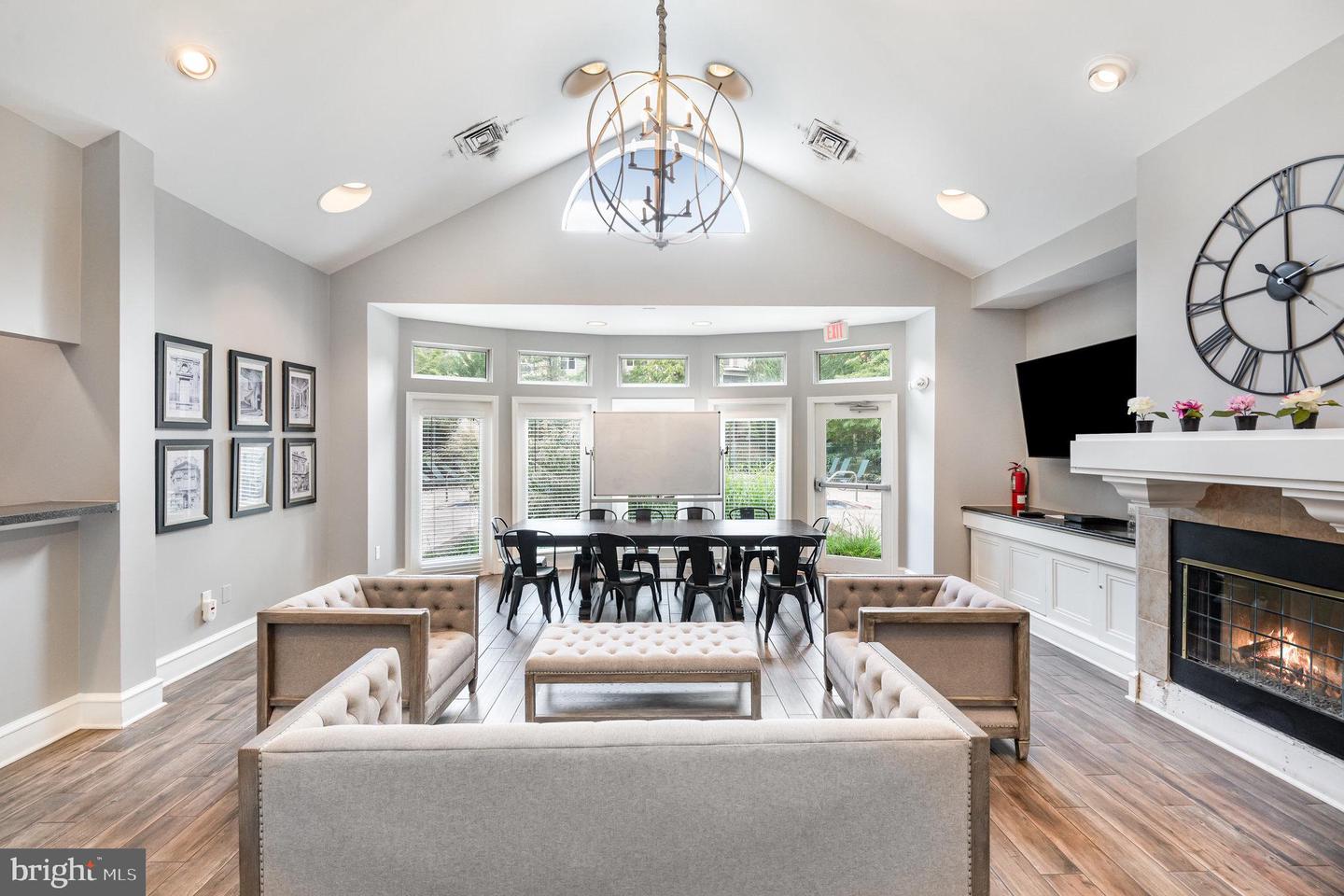12915 ALTON SQ #117, HERNDON, Virginia 20170, 1 Bedroom Bedrooms, ,1 BathroomBathrooms,Residential,For sale,12915 ALTON SQ #117,VAFX2260508 MLS # VAFX2260508